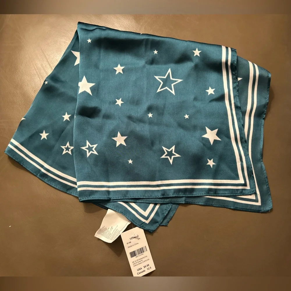 ⭐️⭐️ Teal Starry Scarf⭐️⭐️